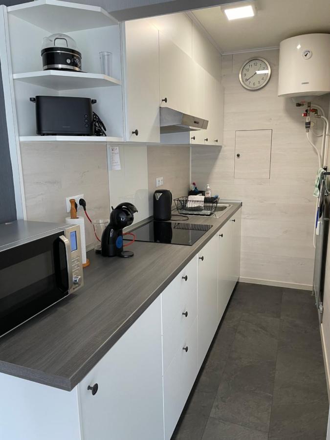 Studio Met Zeezicht Op Heldenplein Knokke-Heist Exterior foto